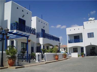 Semi-detached Villa for sale in Dherinia (Famagusta)